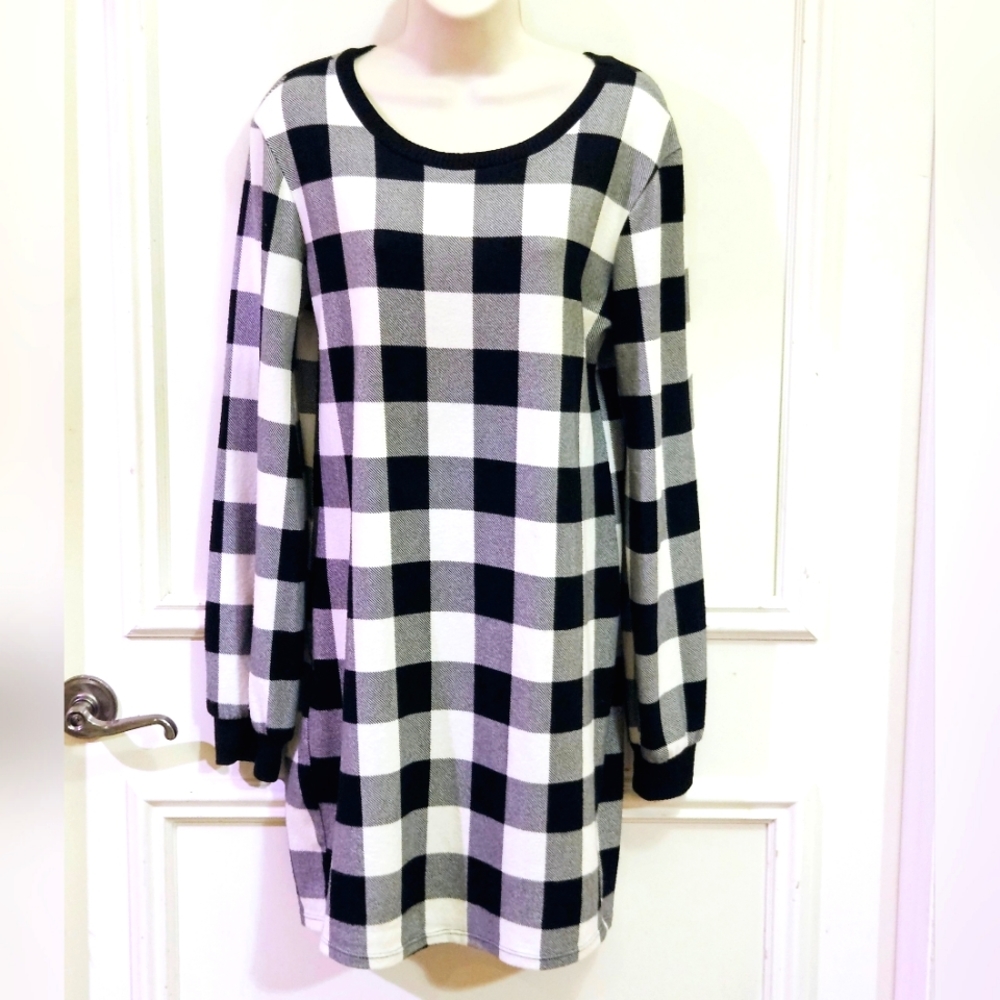 Pink Lily Black & White Buffalo Check Long Sleeve Dress, Large